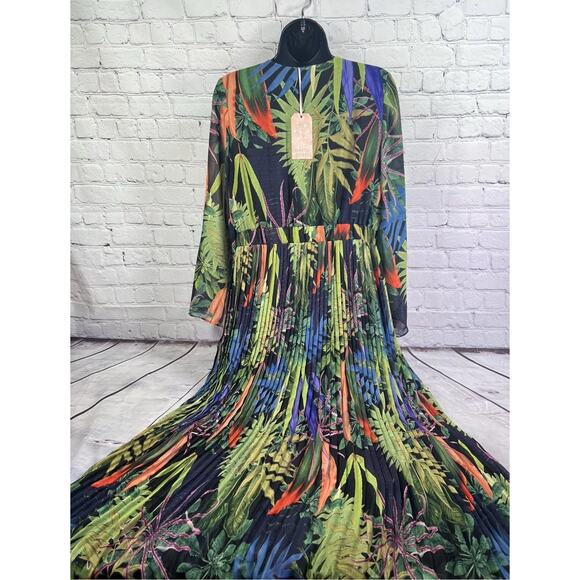 Traffic People exotic floral print bell sleeve pleated skirt dress sz M new - Picture 7 of 8